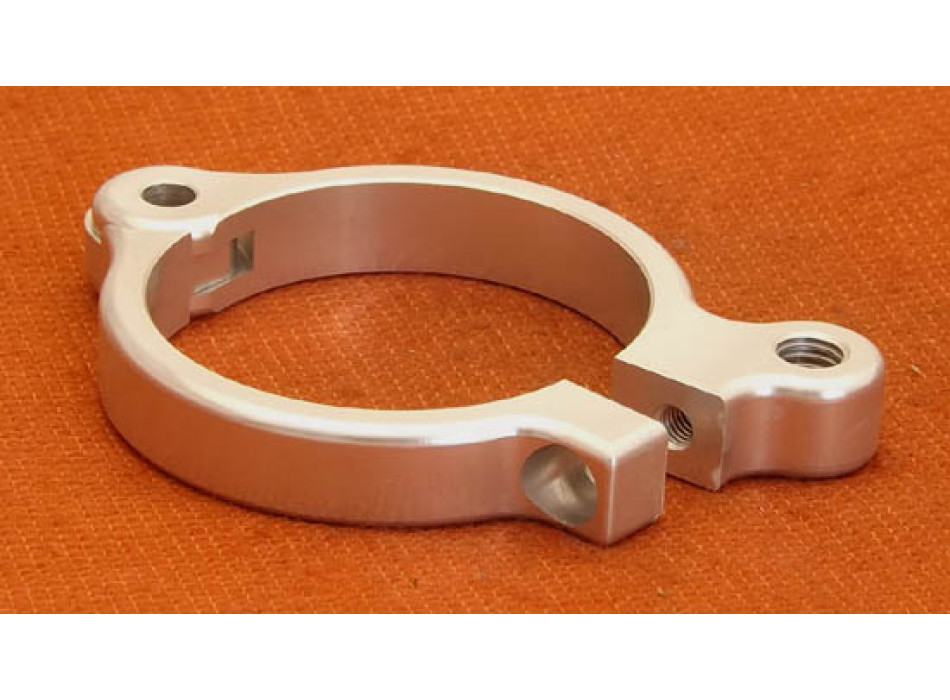 STEERING CLAMP D.51