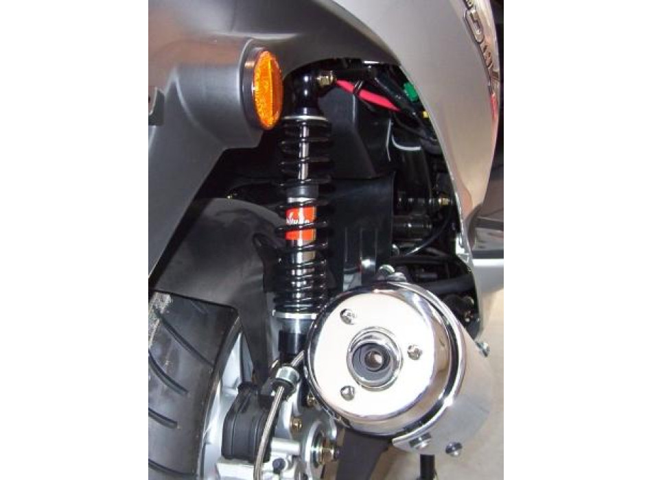 Twinshocks front adjustable: spring preload, Black spring