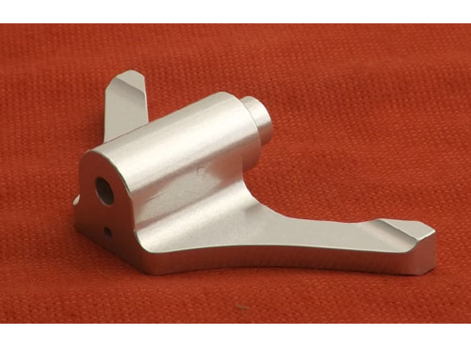 STEERING MOUNTING BRACKET